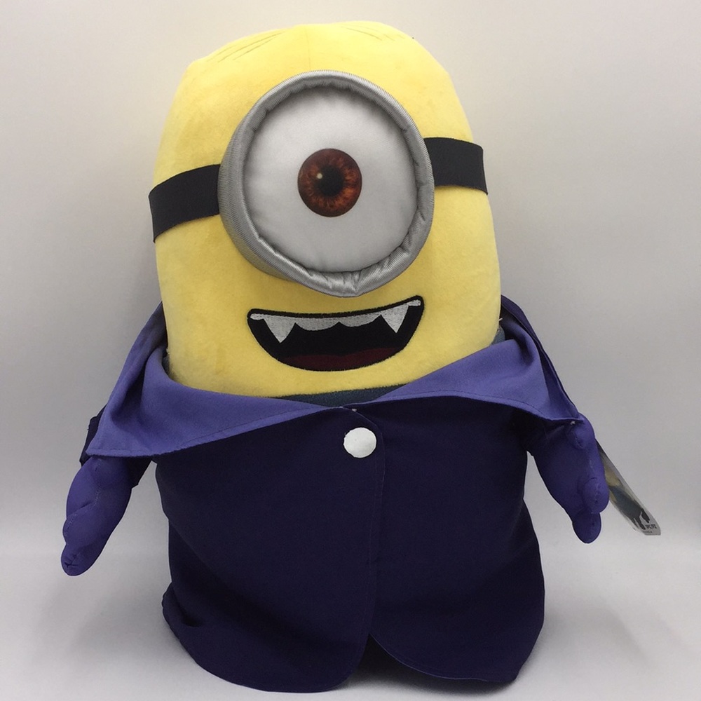 Gone Batty Minion Halloween Greeter 21" Plush Stuffed Doll Figure 2016